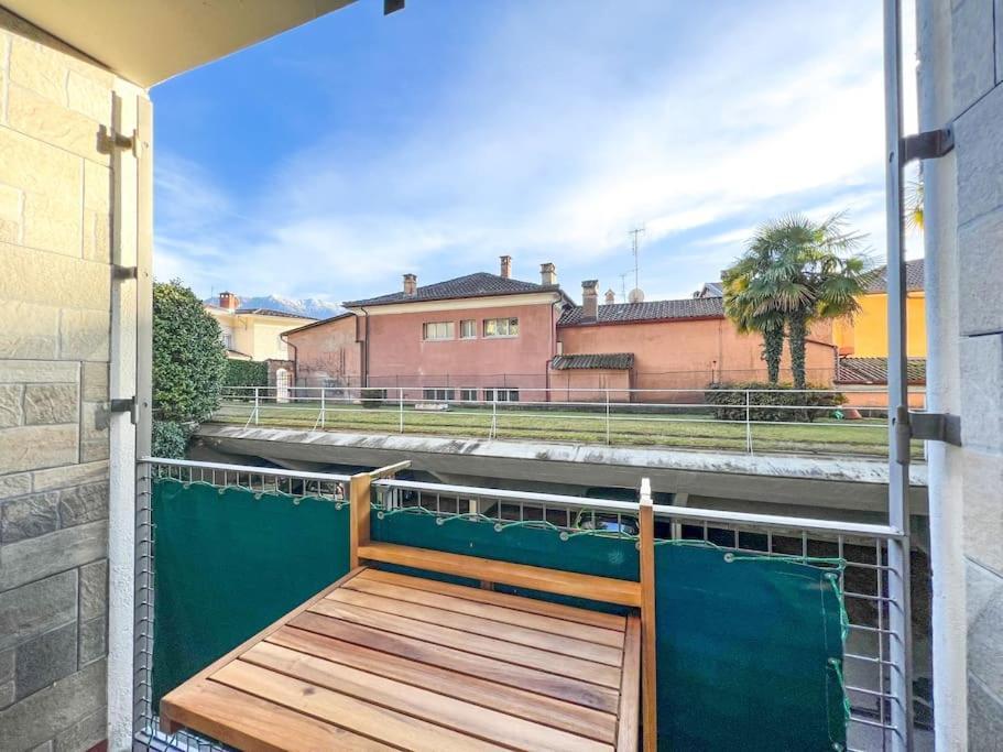 Bright Tiny Studio - Shared Pool & Sauna - Free Parking - Air Condition Muralto Esterno foto